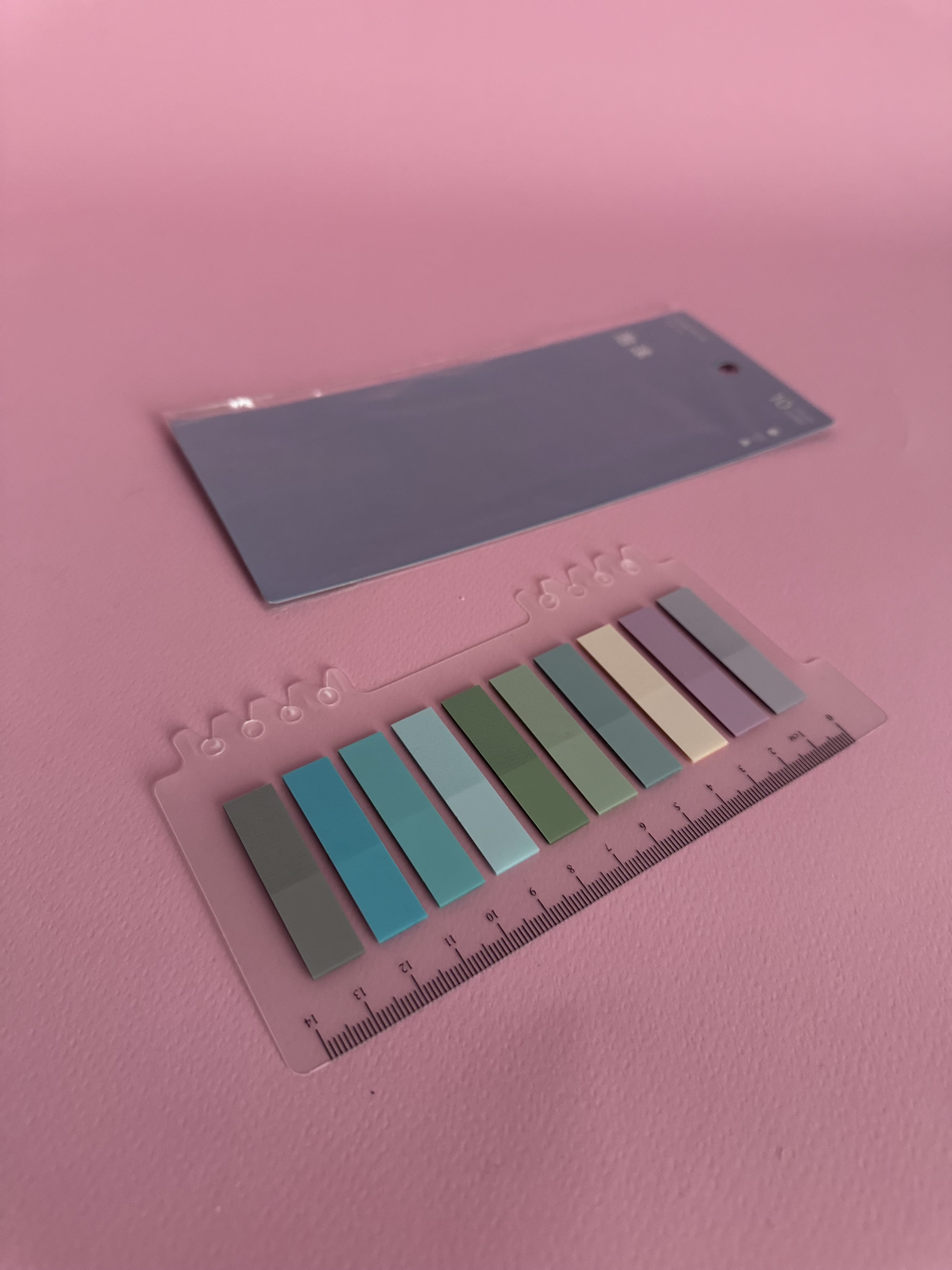 ستیکەری شەفاف