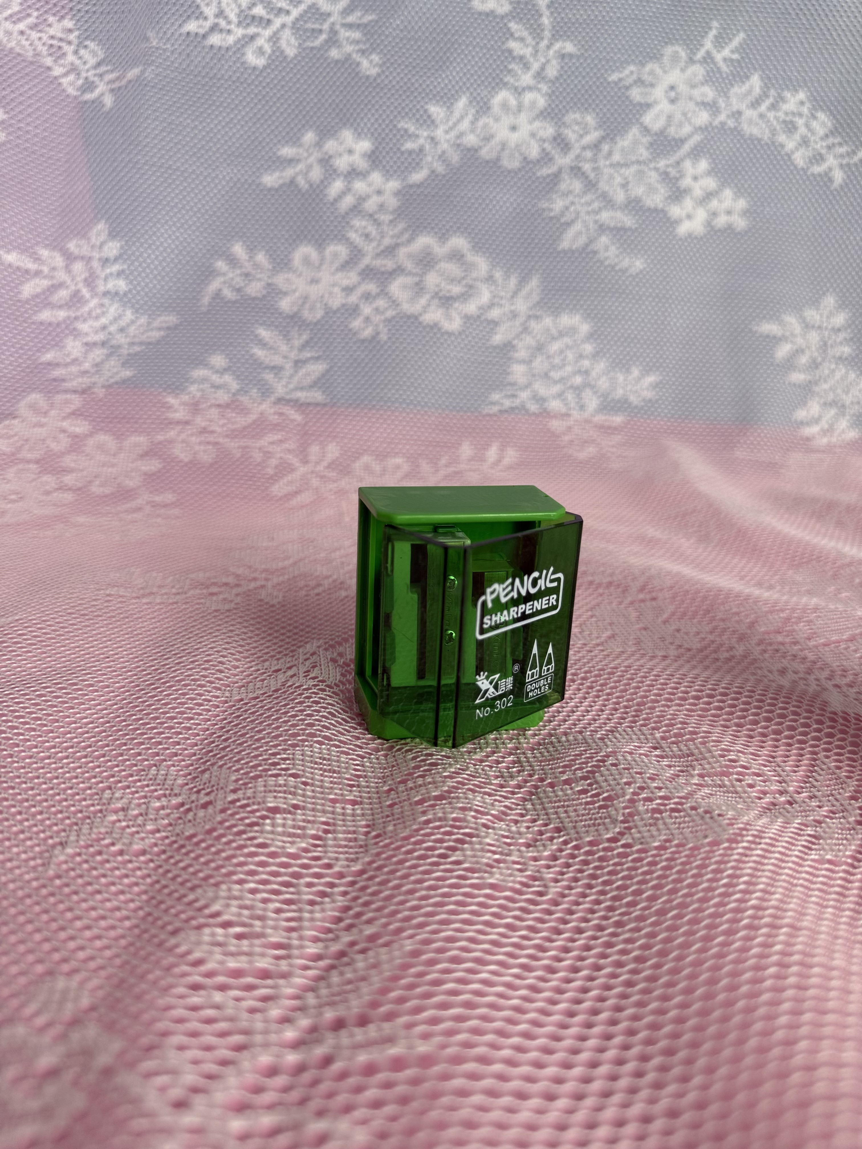 قەڵەم دادەر